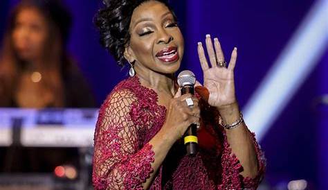 Gladys Knight Live This Woman Is Beautiful Inside And Out She Gives More Than Just A Concert Gladys Knight Concert Women