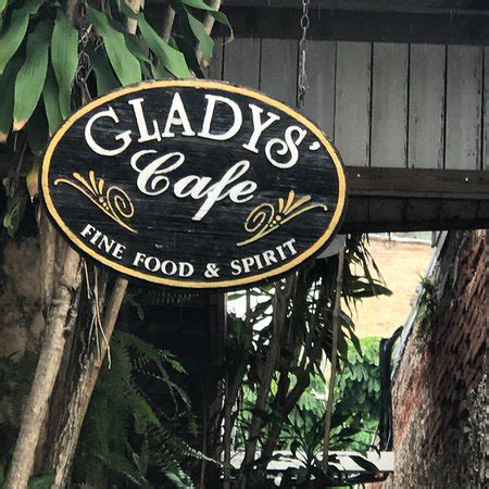 Gladys Cafe St Thomas