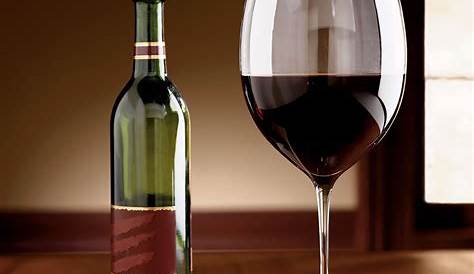 Luxury Embossed Empty 700ml Liquor Glass Wine Bottles With Cork Lids