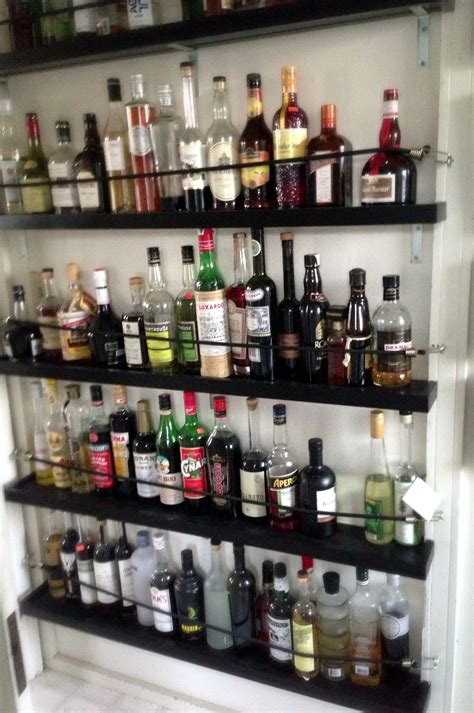 glass bottles to hold liquor