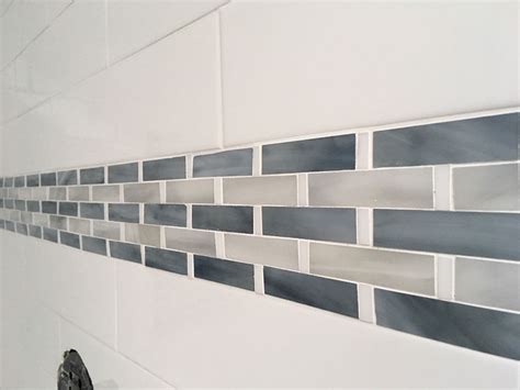 glass tile borders bathroom