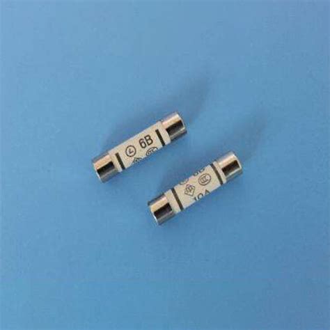 Glass Top Plug Fuse
