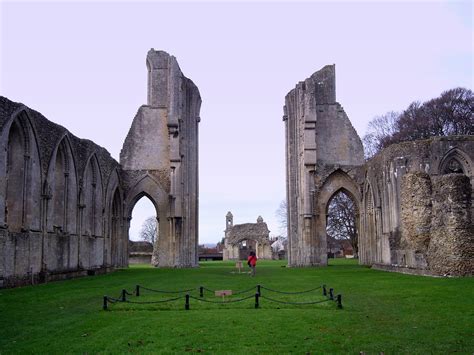 glastonbury abbey wikipedia