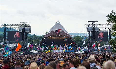 glastonbury headliner odds 2024