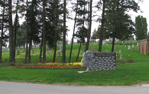 glendale cemetery des moines