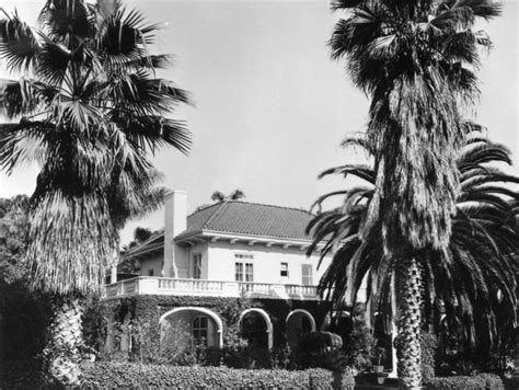 gloria swanson house beverly hills