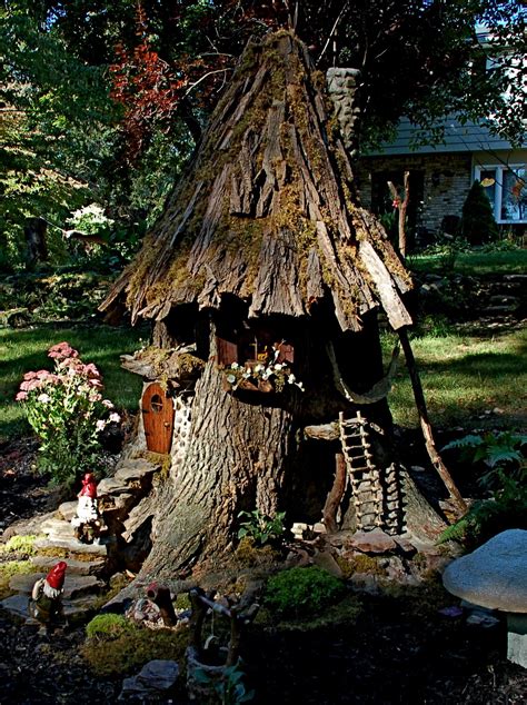 Gnome Tree Trunk Ideas