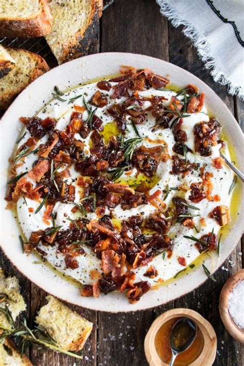 Goat Cheese Dates Dip