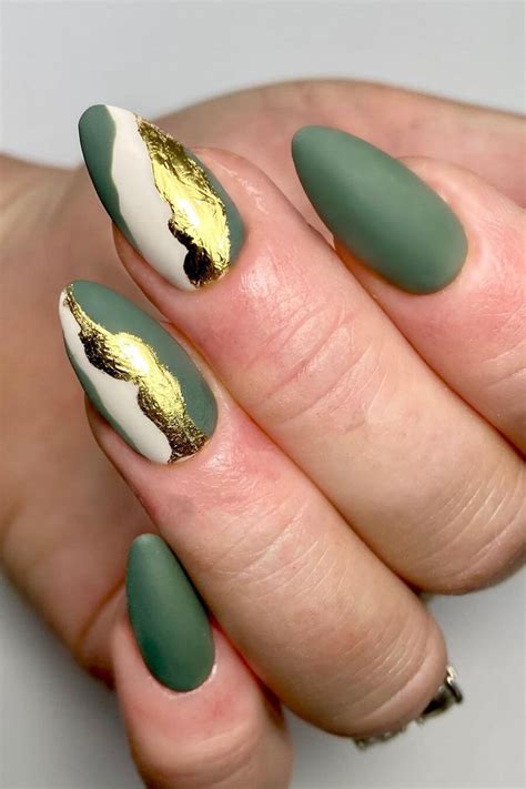 Love all Greens!!! Green and gold ! Nails in 2019 Pinterest Nails