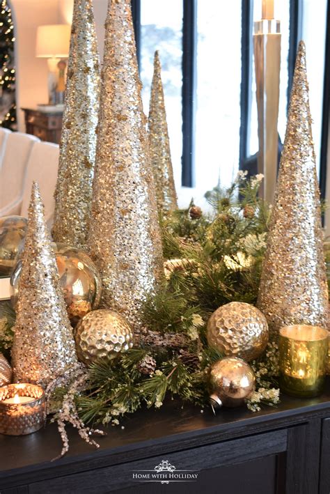 20 Luxury Gold Christmas Trees Decor For Sparkling Holidays HomeMydesign