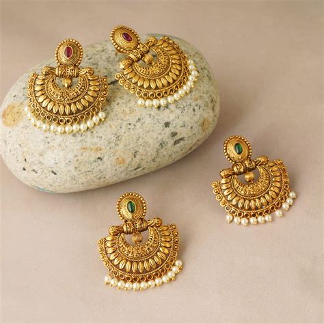 Traditional Gold Jhumka Earrings Gold Earrings Designs For Daily Use