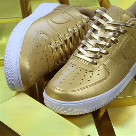 gold air force 1 shoes