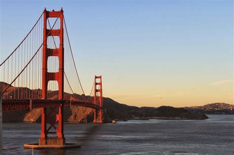 golden gate bridge create economic stimulus