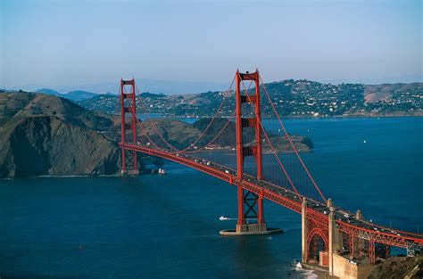 golden gate bridge date