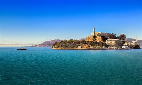 golden gate bridge to alcatraz