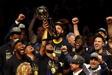 golden state warriors win the championship
