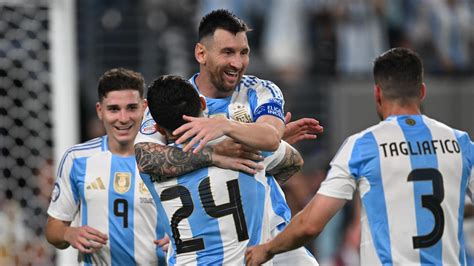 goles de uruguay vs argentina
