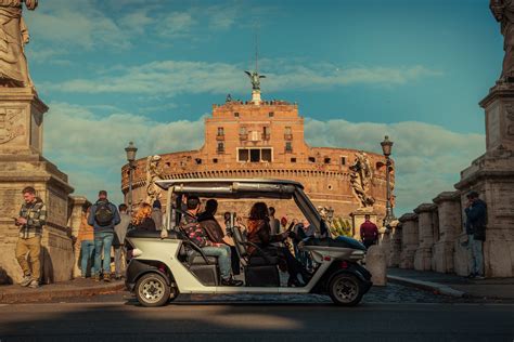 golf cart Colosseum
