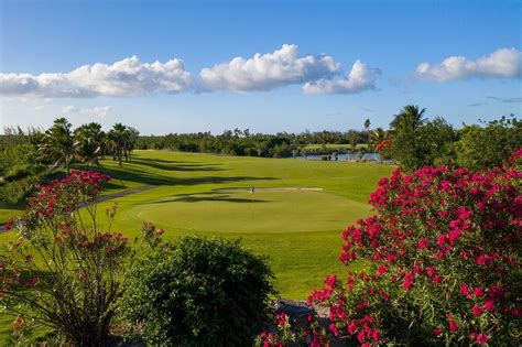 golf course turks and caicos