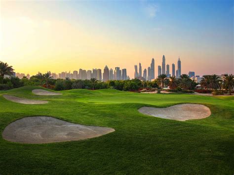 golf green fees dubai