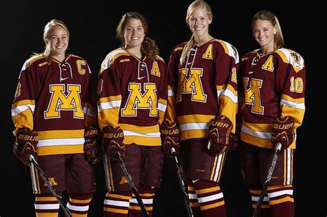 gopher women's hockey score