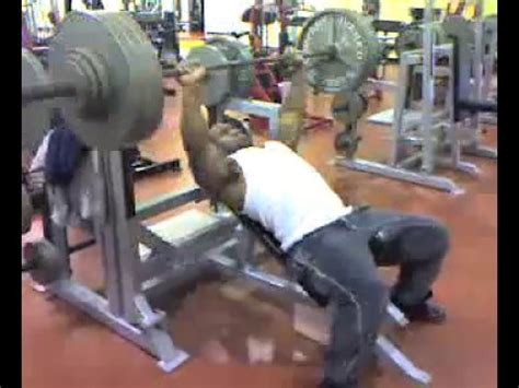 Watch Incredible Gorilla Bench Press Video - Unleash the Beast in You!