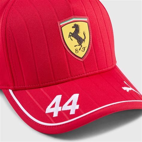 gorras ferrari
