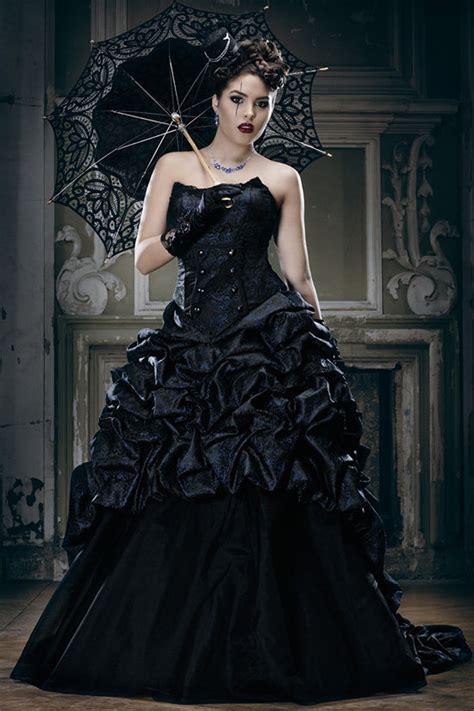 Gothic Black Wedding Dress: A Bold And Beautiful Choice For Your Big ...