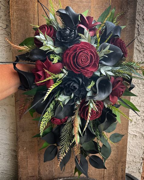 11+ Gothic Wedding Flowers