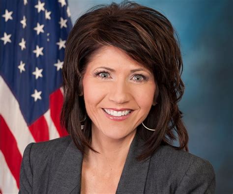 gov. kristi noem bio