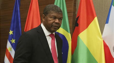 governadores provinciais de angola