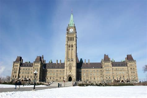 government of canada fiscal update