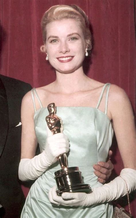 Academy Awards, March 30 1955 Grace kelly, Princess