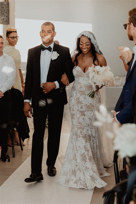 grace kayla greg crew