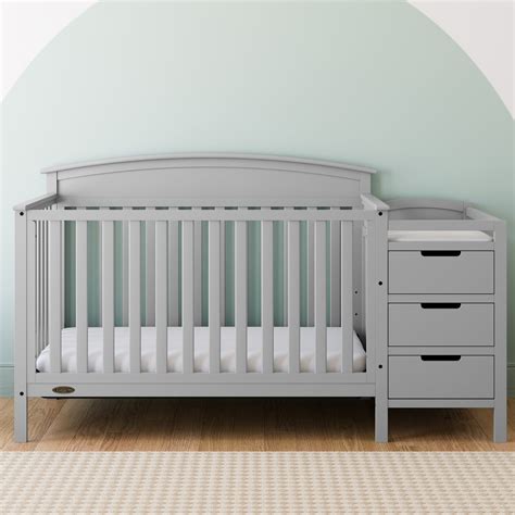 Graco Convertible Crib With Changing Table