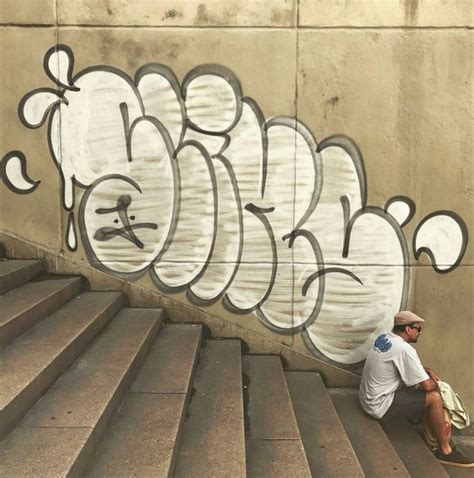 Graffiti Throw-Up Example