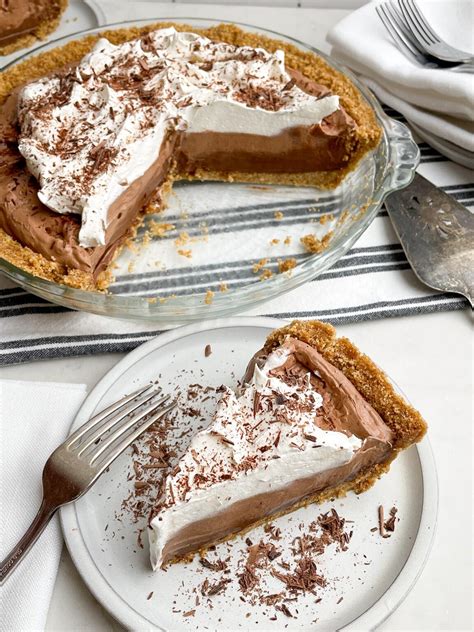 Graham Cracker Crust Pudding Pie