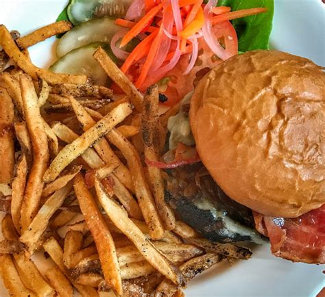 grand rapids where to eat