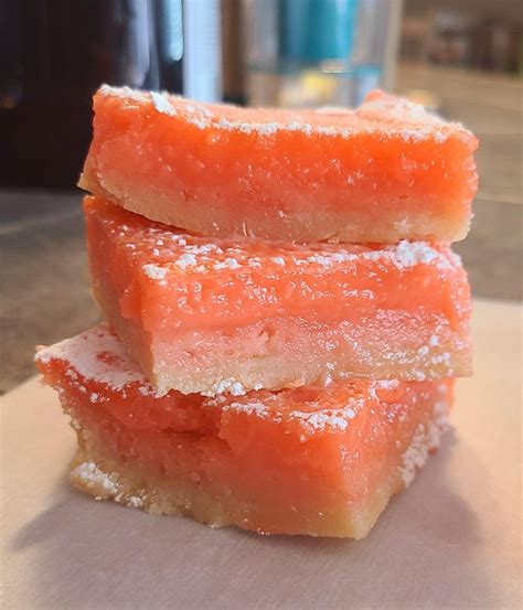 Grapefruit Lemon Bars