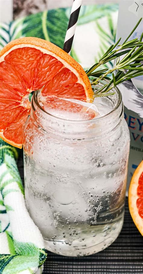 Grapefruit Seltzer