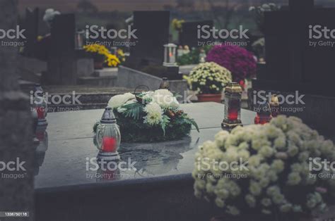 graves funeral