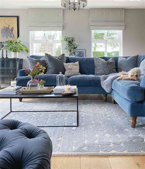 Love the luxe look of the Navasota sofa! Grey couch living