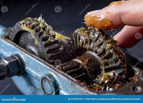 grease gears