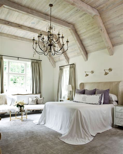 33 Amazing Small Guest Bedroom Designs To Make Them Like