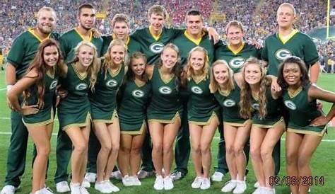Pin by Agooding on Packers | Green bay cheerleaders, Cheerleader