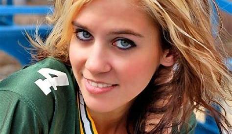 Green Bay Packers Cheerleader | Green bay packers cheerleaders, Nfl