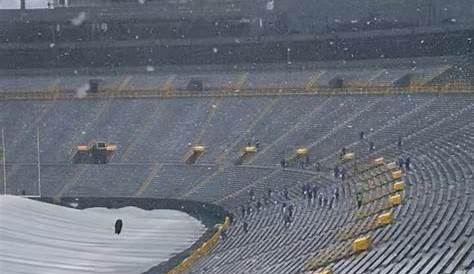 Weather update from today's Seahawks-Packers game at Lambeau Field: Yikes