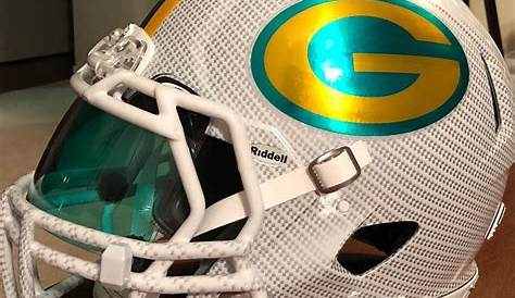 Green bay packer football helmet hi-res stock photography and images