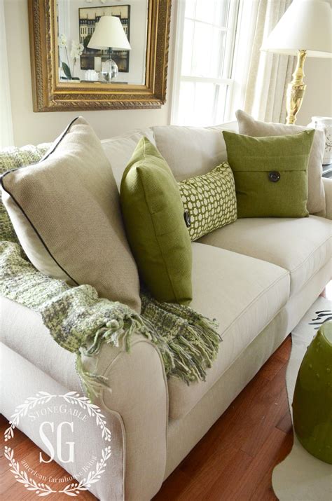 Favorite Green Couch With Throw Pillows For Small Space