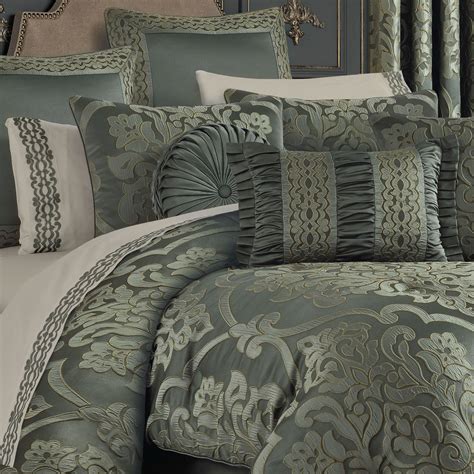 Green Damask Comforter